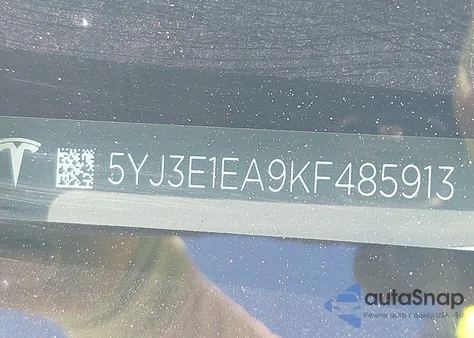 2019 Tesla Model 3 from USA, damaged, VIN 5YJ3E1EA9KF485913